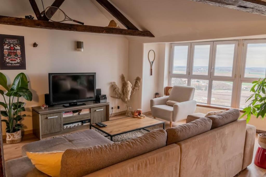 Duplex Atypique Dans La Cite Medievale Laon Extérieur photo