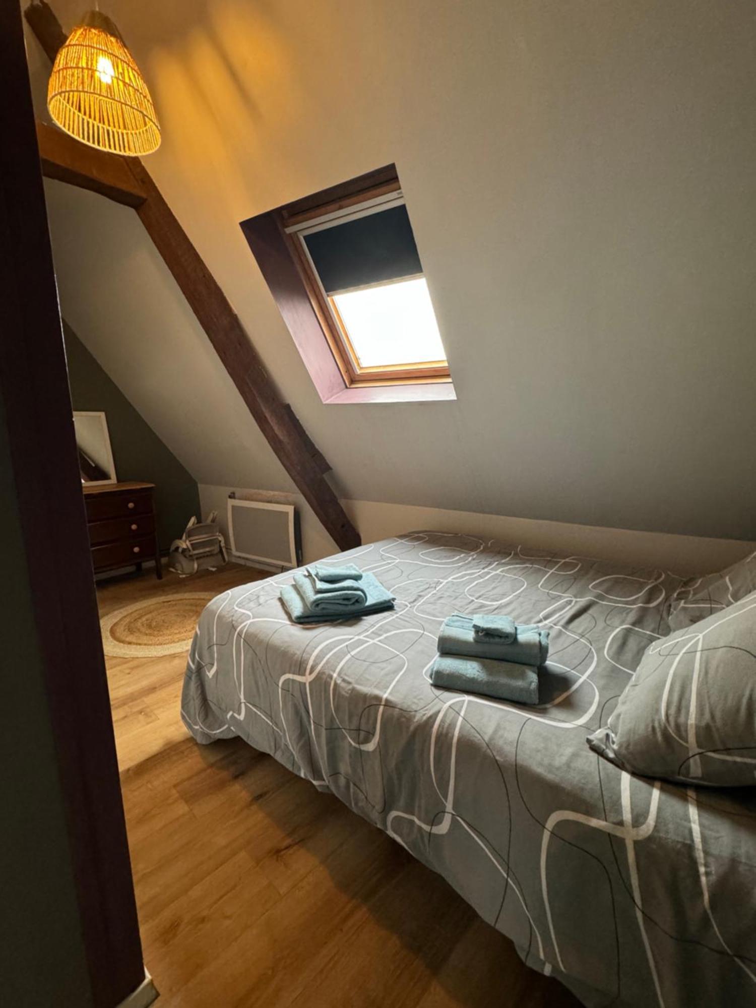 Duplex Atypique Dans La Cite Medievale Laon Extérieur photo